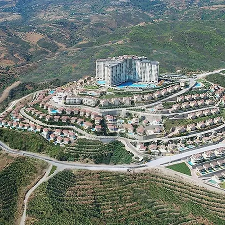 빌라 Townhouse With Bath And Fireplace *